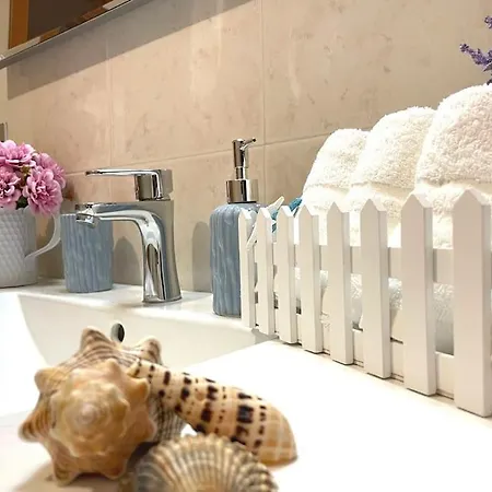 Apartment ¶ Mary J. - Casa A Schiera A Pochi Passi Dal Mare