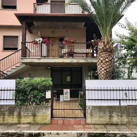 ¶ Mary J. - Casa A Schiera A Pochi Passi Dal Mare Apartmán *
