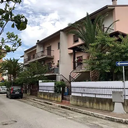 Apartmán ¶ Mary J. - Casa A Schiera A Pochi Passi Dal Mare