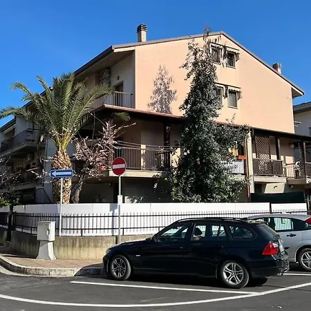 ¶ Mary J. - Casa A Schiera A Pochi Passi Dal Mare *